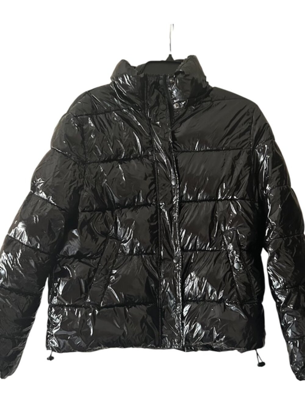Dèluc High-Shine Black Puffer Jacket Size Small Cold Gear Streetwear Modern Chic